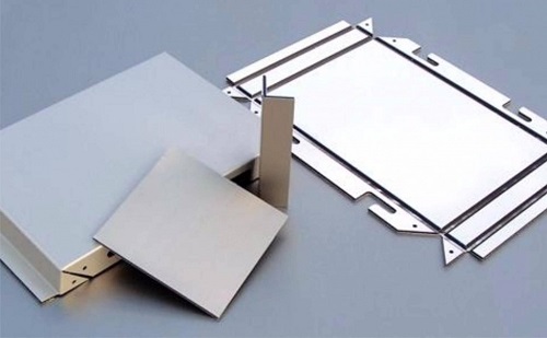 Фрезеровка композитных панелей из алюминия